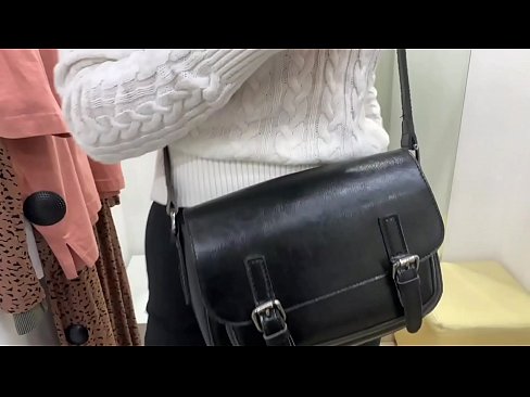 ❤️ ציבור מאַסטערביישאַן פון יונג הור פעראַלבעררי מיט אַ דילדאָ אין די פּאַסן צימער ☑ שיין פּאָרן ביי yi.bsglass.ru ❌❤